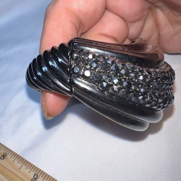 Vintage Gunmetal And Hematite Crystal MCM Hinged Cuff Bracelet - Picture 3 of 15